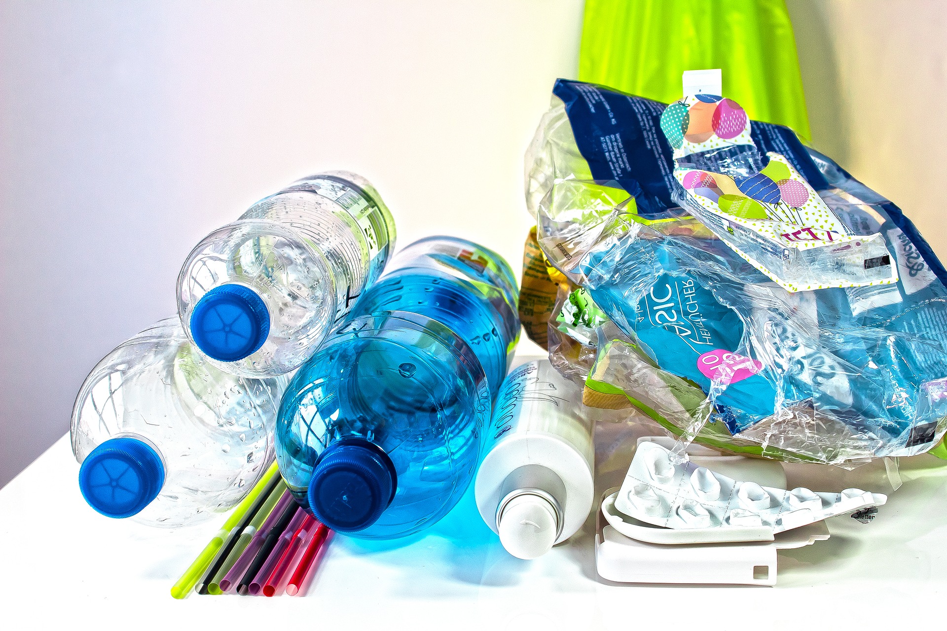 China quer acabar com uso de plástico descartável até 2025